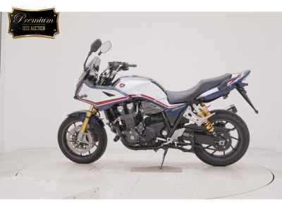 Honda CB1300 Super Boldor 2023