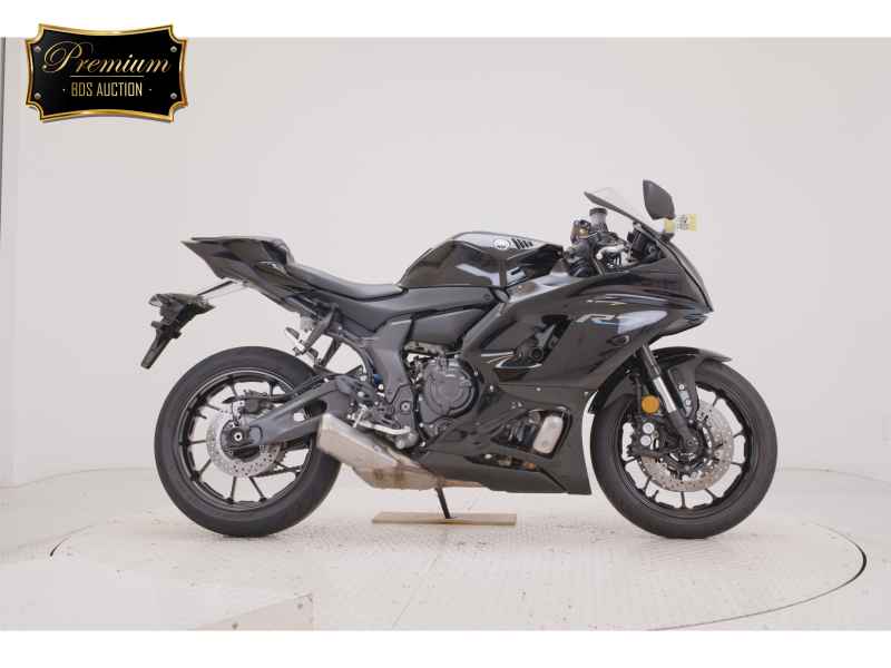 Yamaha YZF-R7 2025