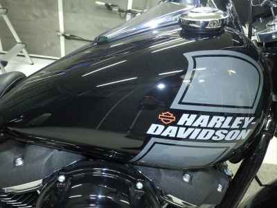 Harley-Davidson Sport Glide FLSB1750 2025