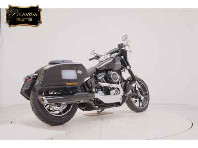 Harley-Davidson Sport Glide FLSB1750 2025