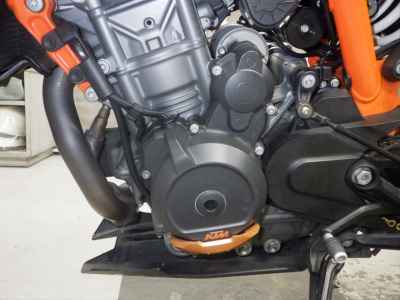 KTM 890 Duke R 2021