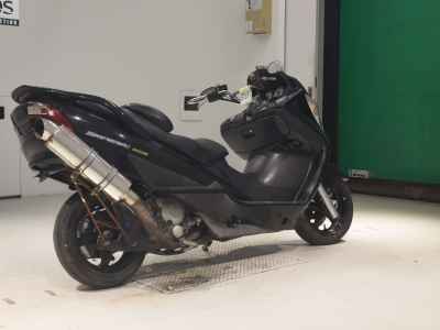 Suzuki Skywave 250S
