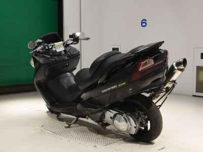 Suzuki Skywave 250S