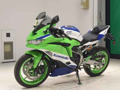 Kawasaki Ninja ZX-4RR 2024
