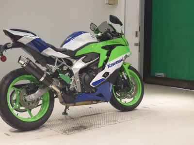 Kawasaki Ninja ZX-4RR 2024