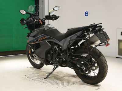 KTM 890 Adventure 2024