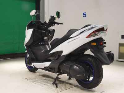 Suzuki Burgman 400 2020