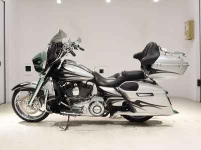 Harley-Davidson Street Glide FLHXSE1800 2015