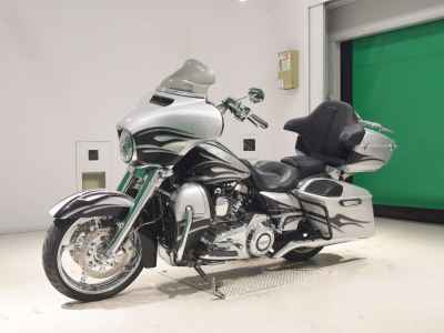 Harley-Davidson Street Glide FLHXSE1800 2015