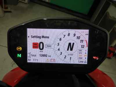 Ducati Streetfighter V2 2023