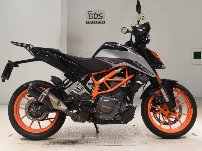 KTM 390 Duke 2021