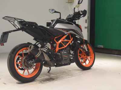 KTM 390 Duke 2021