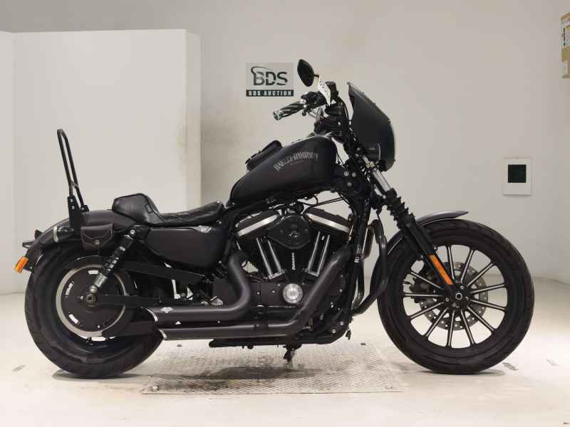 Harley-Davidson Sportster Iron XL883N 2015