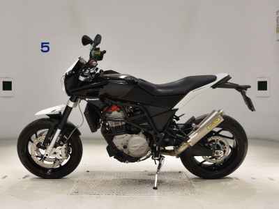 Husqvarna Nuda 900 2013