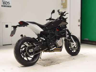 Husqvarna Nuda 900 2013