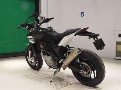 Husqvarna Nuda 900 2013