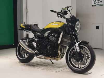 Kawasaki Z900RS 2023