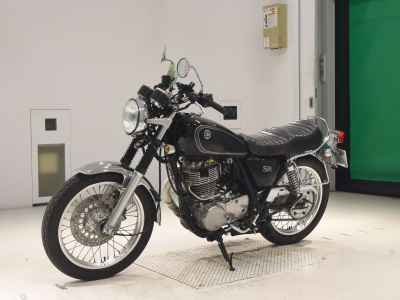 Yamaha SR400 2012