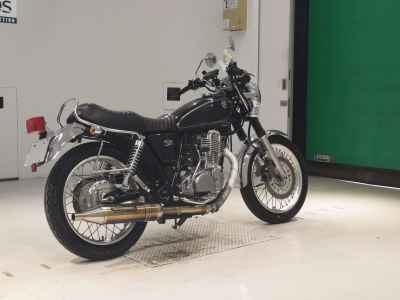 Yamaha SR400 2012