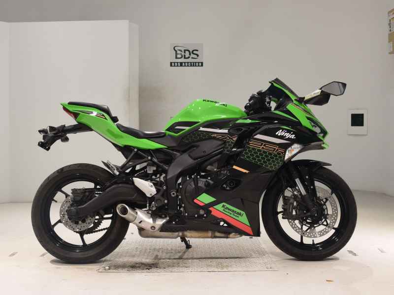 Kawasaki Ninja ZX-25R 2022
