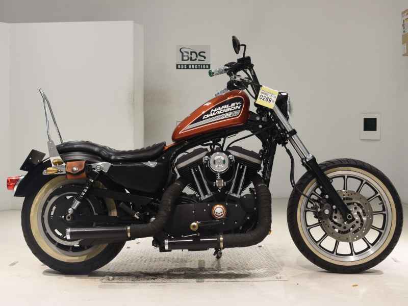 Harley-Davidson Sportster XL883R 2011