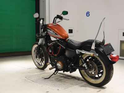 Harley-Davidson Sportster XL883R 2011