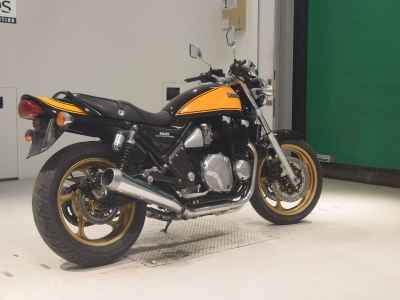 Kawasaki Zephyr 1100 2025