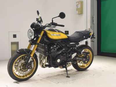 Kawasaki Z900RS SE 2024