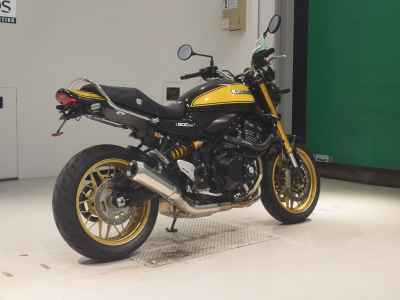 Kawasaki Z900RS SE 2024