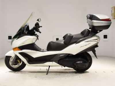 Honda Silver Wing 400GT 2012