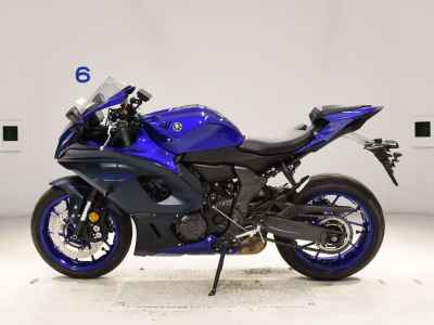 Yamaha YZF-R7 2025