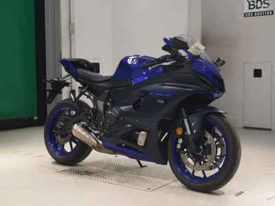 Yamaha YZF-R7 2025