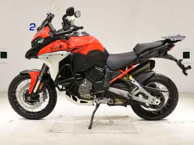 Ducati Multistrada V4 2023