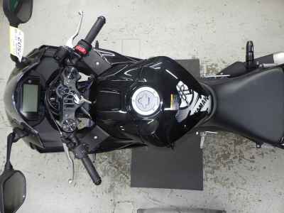 Yamaha YZF-R25 2022