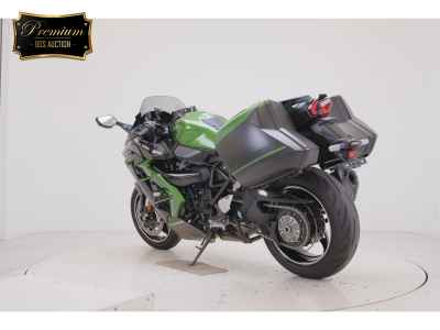 Kawasaki Ninja H2 SX 2022