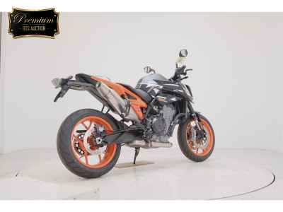 KTM 890 Duke GP 2023