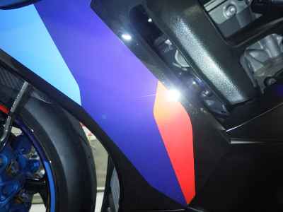 BMW M1000RR 2025