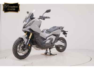 Honda X-Adv 750 2025