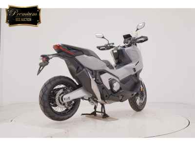 Honda X-Adv 750 2025