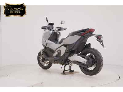 Honda X-Adv 750 2025