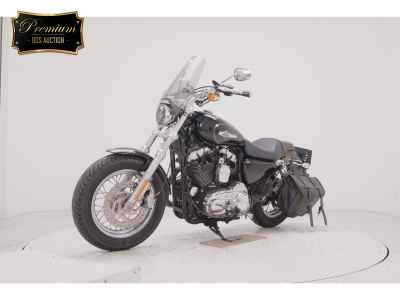 Harley-Davidson Sportster Custom XL1200C 2014