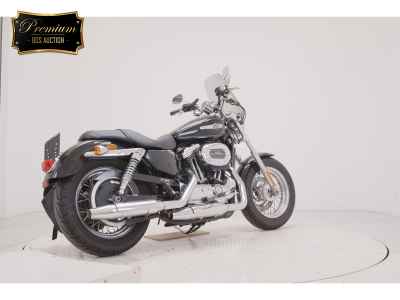 Harley-Davidson Sportster Custom XL1200C 2014