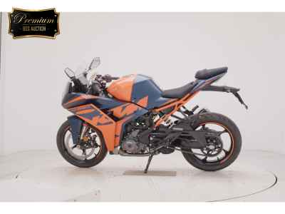 KTM RC 390 2025