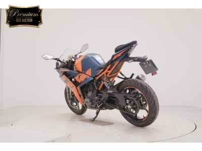 KTM RC 390 2025