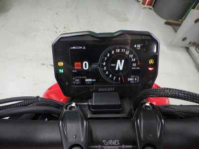 Ducati Streetfighter V4S 2021