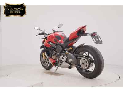 Ducati Streetfighter V4S 2021