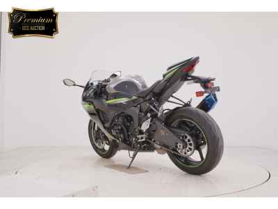 Kawasaki Ninja ZX-6R 2024