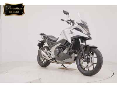 Honda NC750X 2024