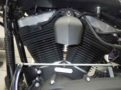 Harley-Davidson Street Bob FXDB1580 2016