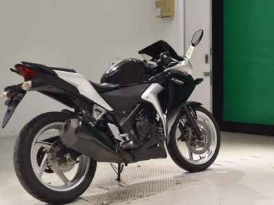 Honda CBR250R 2011